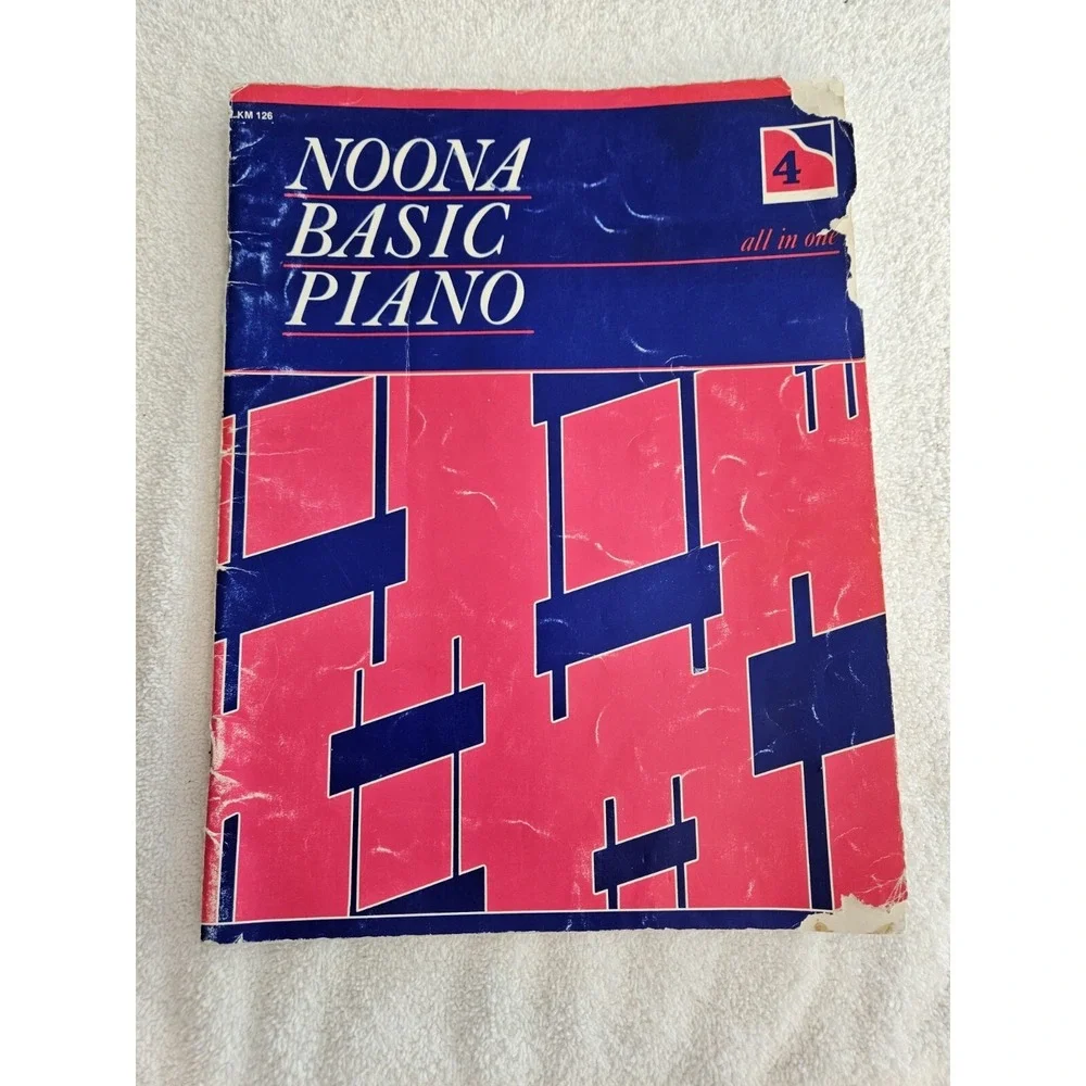 Vintage Noona Basic Piano Km126 & Gifted Pianist The Conceptual Core Km105